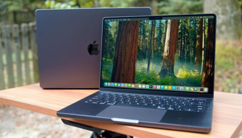MacBook M4